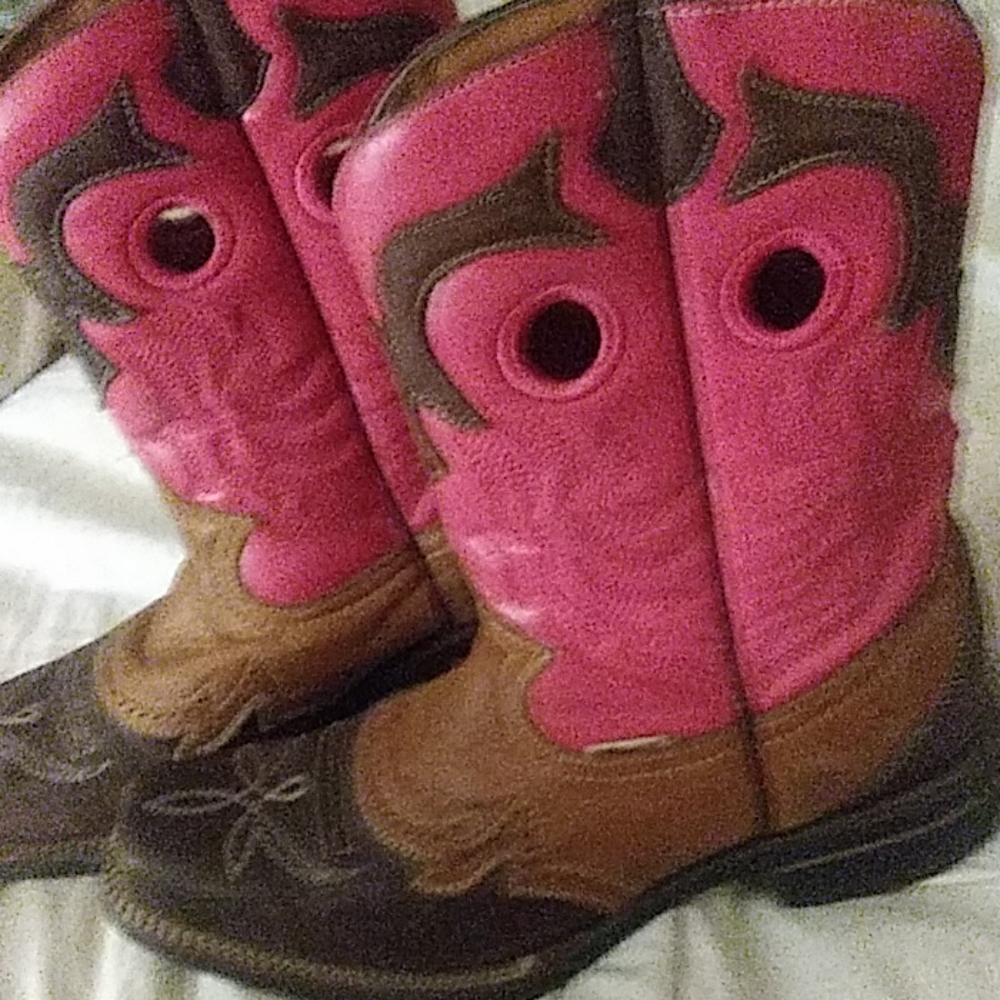 Boots - Picture 2 of 3